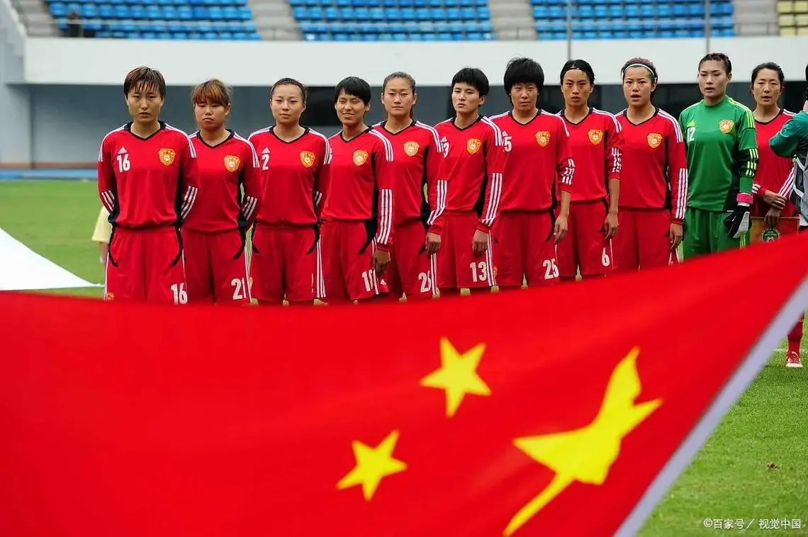 <strong>足球过人技巧简单</strong>